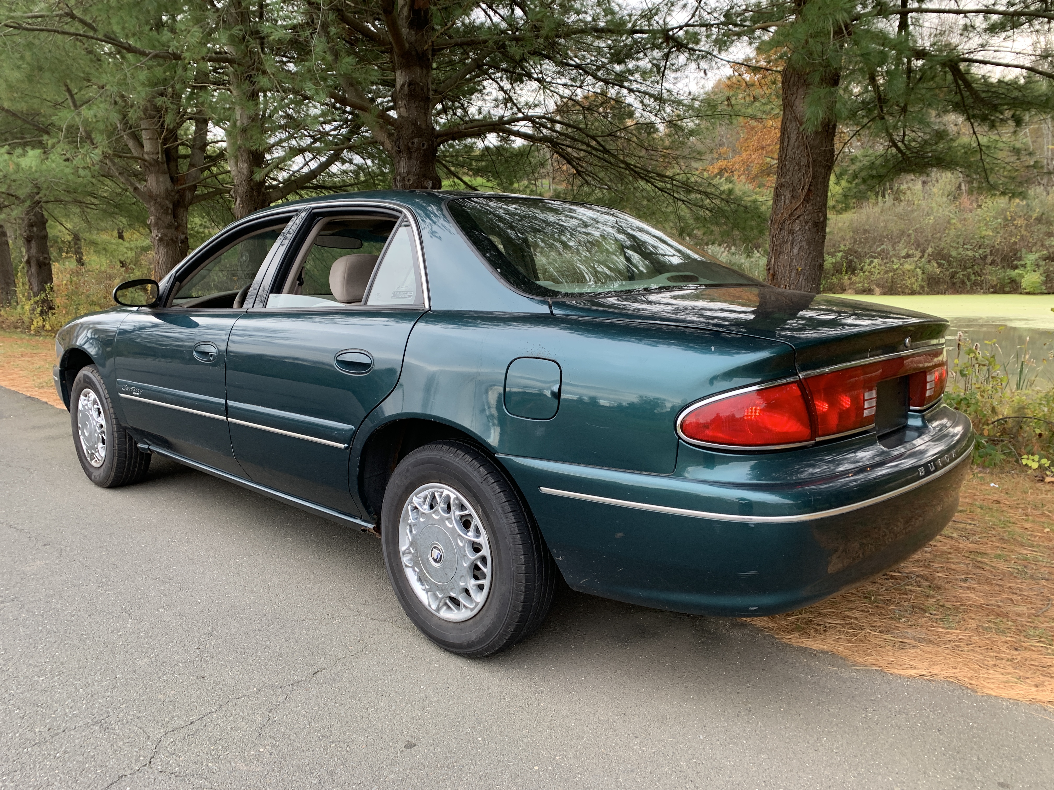 2001 Buick Century Custom Only 77K Mileage — photo 10
